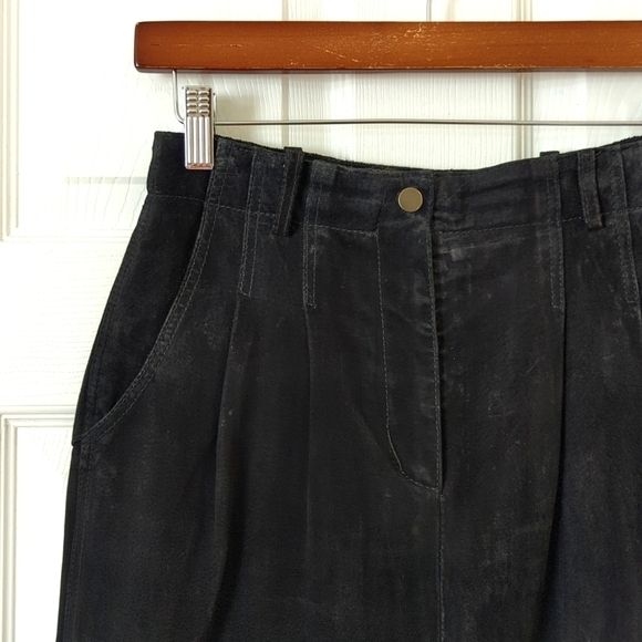 B.E.S.T. Authentic 90's Vintage Suede Leather High Waisted Mini Skirt Black 7 - Picture 2 of 11